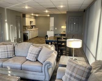 Lake Norfork Resort - Henderson - Salon