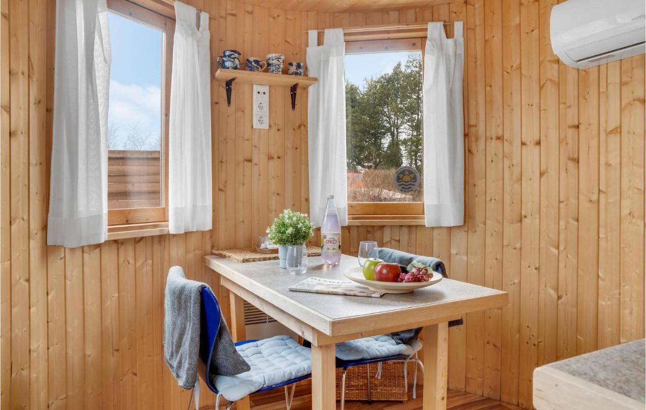 Cozy Home in Praestoe With Kitchen – Præstø