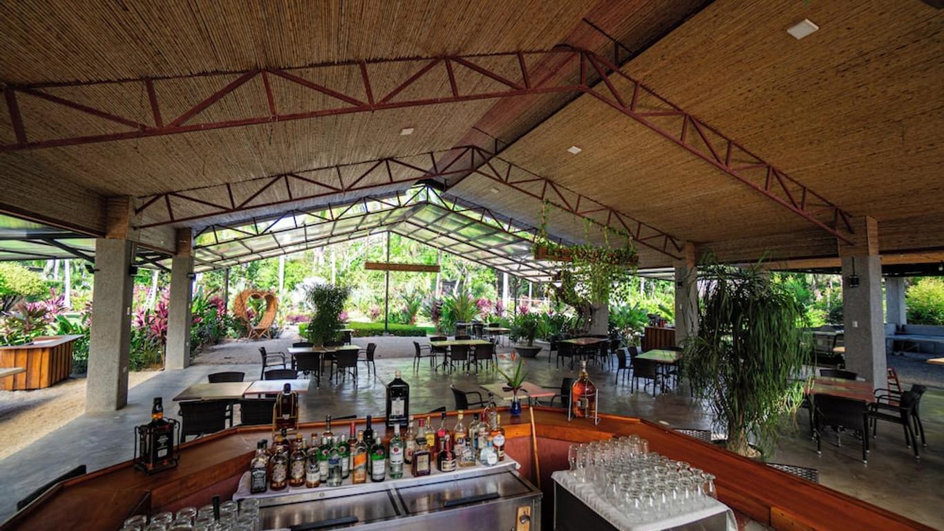 Hotel Costa Pacífica