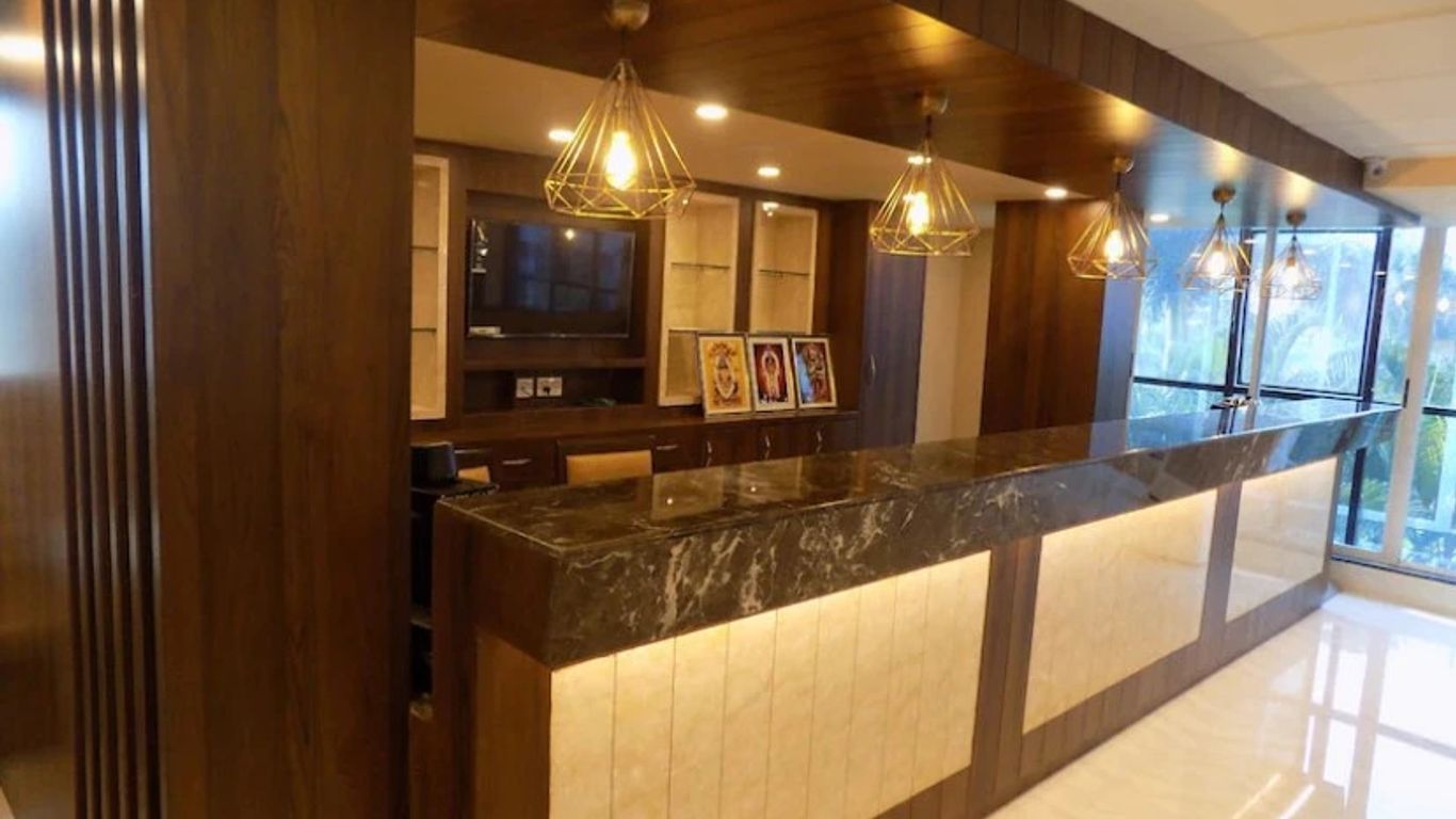 Hotel Sarah International