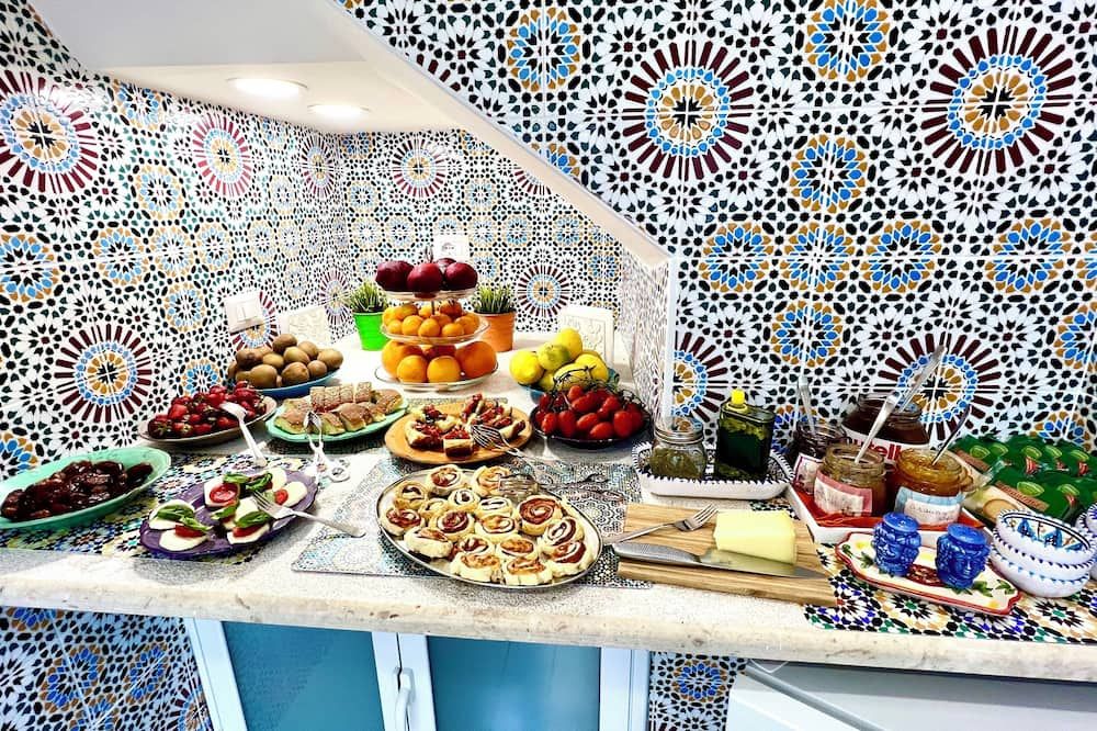 Cortile Sant'Agostino - Mazara del Vallo - Buffet