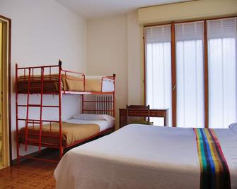 Hotel Valle Intelvi - San Fedele Intelvi - Schlafzimmer