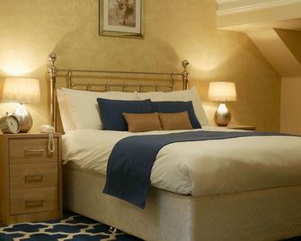 Trivelles Belforte Hotel , Sale, Manchester - M33 2ae - Sale