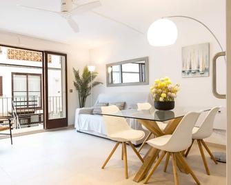 Capdevila 9 - Llafranc - Comedor