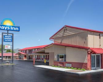 Days Inn by Wyndham Elko - Elko - Rakennus