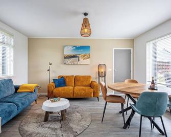 Wulpenweid Bed & Parking - Den Burg - Huiskamer