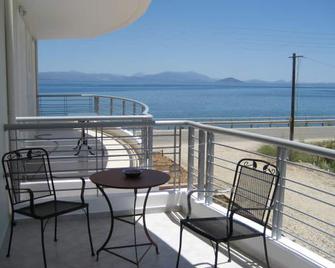 By the sea, parking, Wi-Fi, apartment - Paralio Astros - Balcony