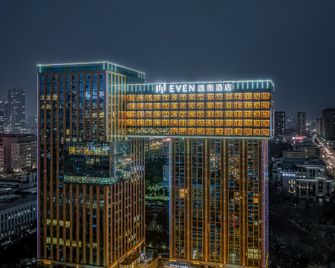 Even Hotel Chengdu High-Tech Zone By IHG - Chengdu - Building