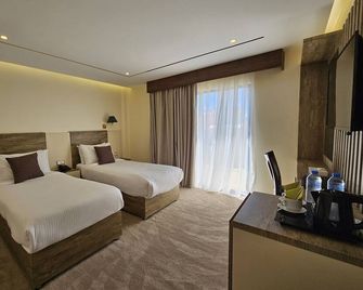 Edom Hotel - Wadi Musa - Bedroom