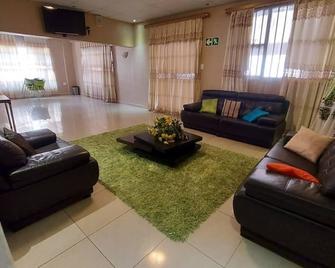 Tranquillity at iExtol - Windhoek - Living room
