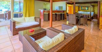 The Rarotongan Beach Resort & Lagoonarium - Rarotonga - Oturma odası