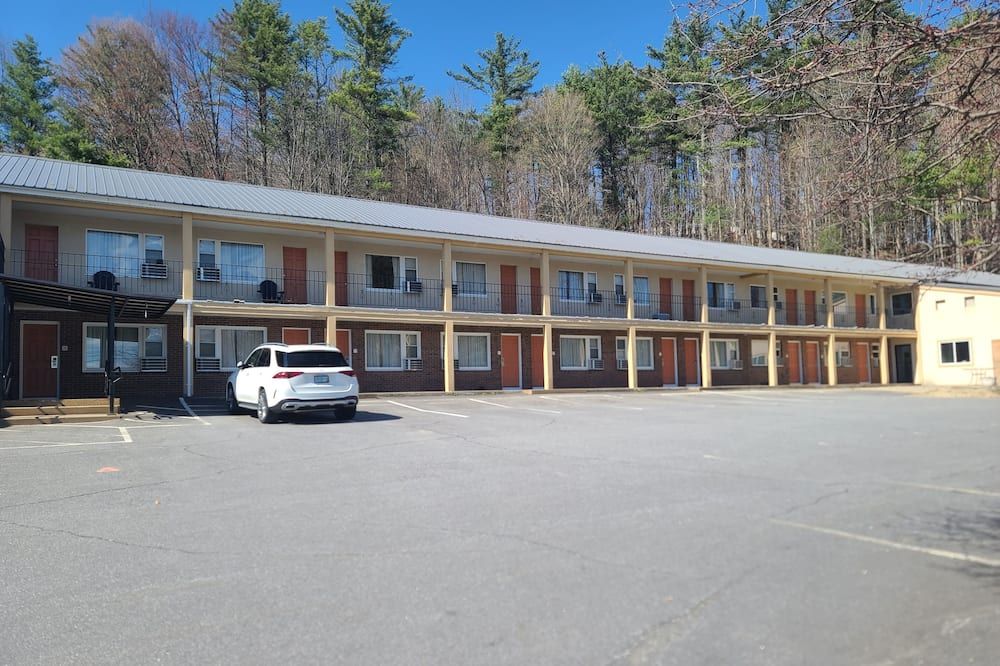 Econo Lodge Inn & Suites - Tilton - Gebouw