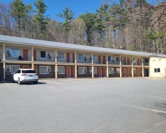 Econo Lodge Inn & Suites - Tilton - Gebouw