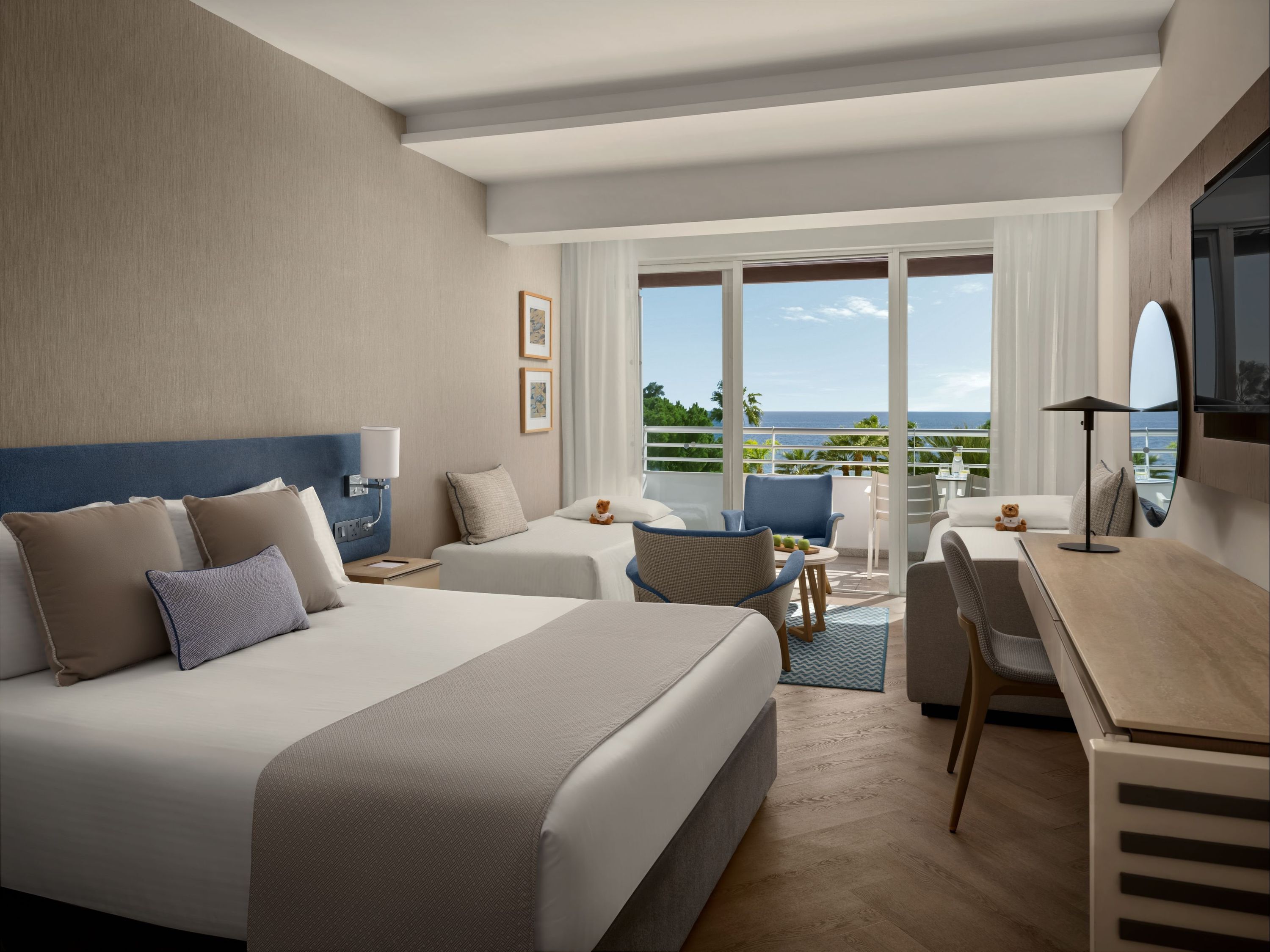 Mediterranean Beach Hotel - לימסול - חדר שינה