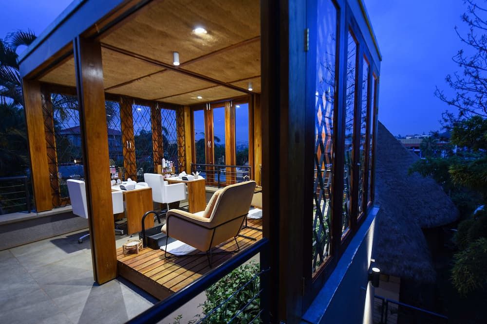 لو بيتي فيليدج هوتل آند سبا - كامبالا - شرفة