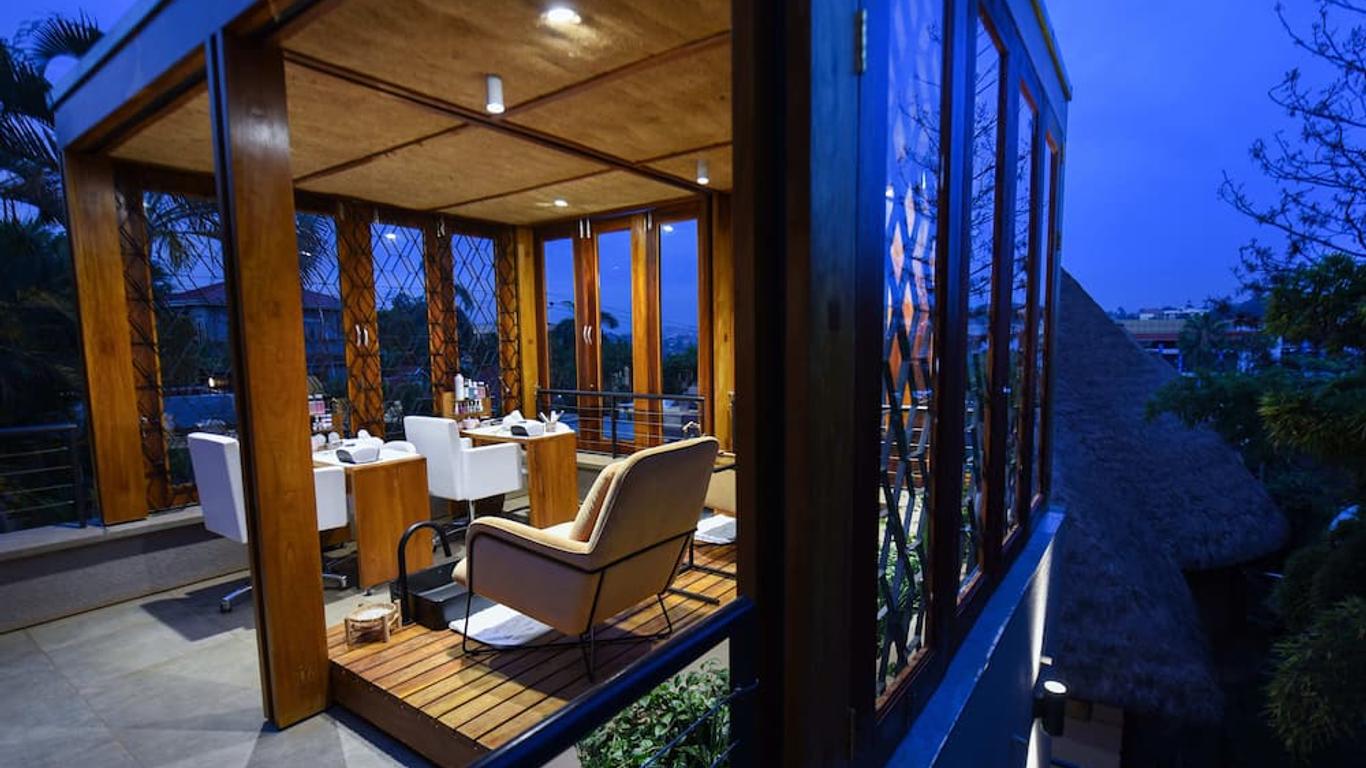 Le Petit Village Boutique Hotel & Spa
