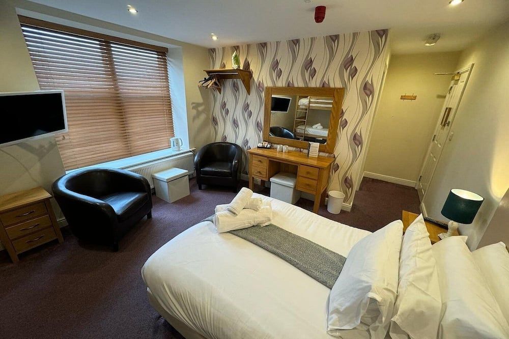 The George Hotel - High Peak - Slaapkamer
