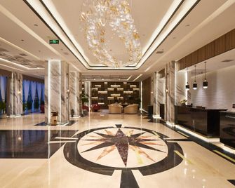 Love Song Hotel - Garzê - Lobby