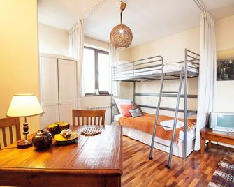 Winter ski chalet for upto 6 people - Pirin Adventures - Bansko - Bedroom