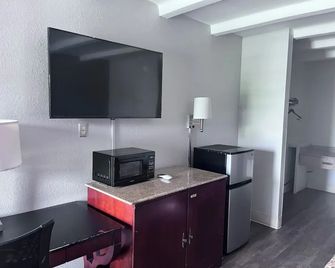 expressway inn - Nashville - Bedroom