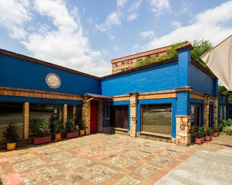 Yolo Hostel Medellin - Medellín