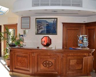 Hotel Stella Marina - Ricadi - Receção