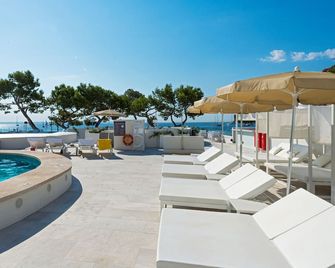 FERGUS Style Palmanova - Palma Nova - Pool