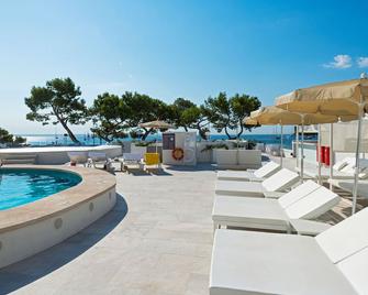 فيرجوس ستايل بالمانوفا - للبالغين فقط - بالما نوفا - حوض السباحة