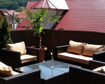 Complex Turistic Max International - Rosenau - Balkon