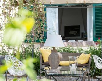 B&B Don Gaspano - Pace del Mela - Patio