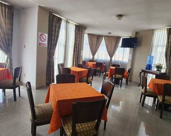 Hostelling Bustillo - Sucre - Restaurant