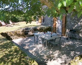 House of character in the heart of Larzac Templar country - La Cavalerie - Patio