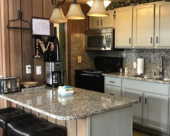 Pine Mountain Club Chalets Resort - Pine Mountain - Cuisine