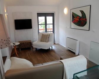 Boutique Hotel Dvor - Kozana