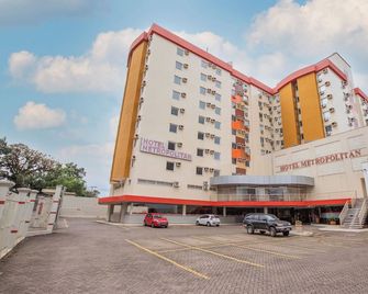 Hotel Metropolitan Canoas - Canoas - Building