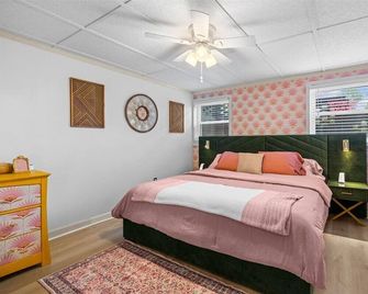 Cute 1BR apt w/Pond views and Pickleball next door - Easley
