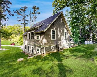 Coveside Carriage House - Boothbay Harbor - Gebäude