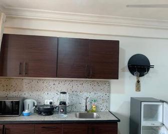 Crl Apartment - Tema - Kitchen