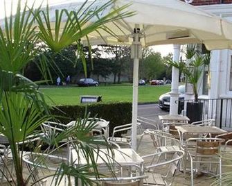 Robin Hood Inn - Rowland's Castle - Uteplats