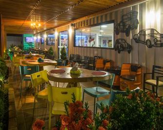 Ecomapp Hotel - אפרסידה - מסעדה