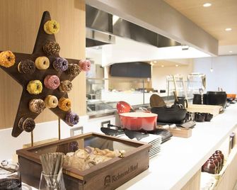 リッチモンドホテル宇都宮駅前アネックス - 宇都宮市 - ビュッフェ