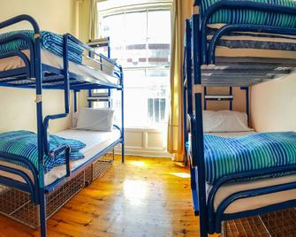 Four Courts Hostel - Dublin - Bedroom