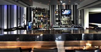 Livadhiotis City Hotel - Larnaca - Bar