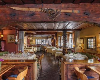 Hotel Chesa Grischuna - Klosters-Serneus - Restaurant