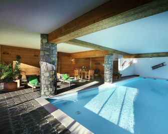 Hotel Autantic - Bourg-Saint-Maurice - Pool