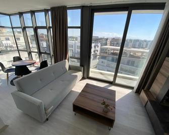 Alya Rooms - Nicosia - Living room