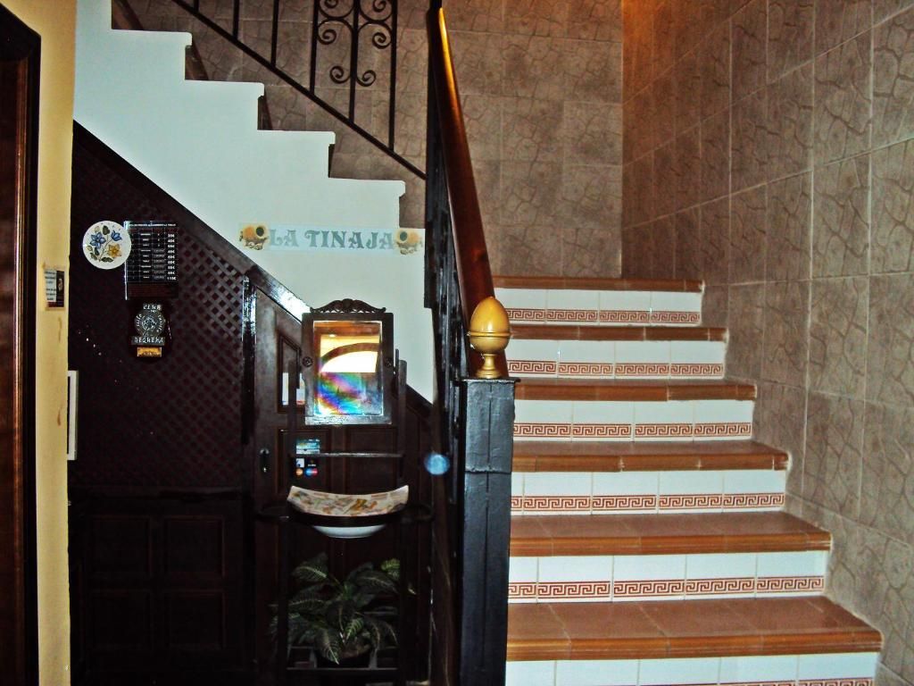 Alojamiento Turistico La Tinaja - Requena - Escaleras