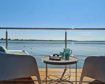 Houseboat in azy by Lake Jamno and Sea - Łazy - Balkon