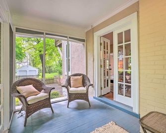 Elegant Charles Town Home Grill, Walk Dtwn! - Charles Town