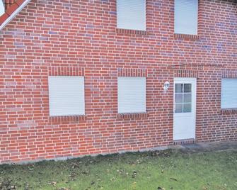 Beautiful apartment in Insel Poel/Gollwitz - Poel - Edificio